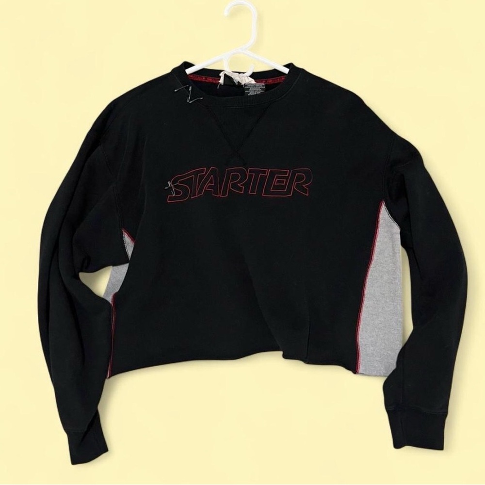 Starter Women's Black Sweatshirt with Gray Panels: the vintage twin